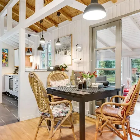 Unto - 6km From The Sea By Interhome